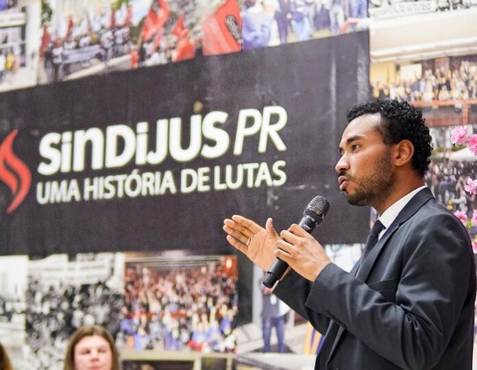PT quer mais uma cadeira na Câmara de Curitiba no tapetão