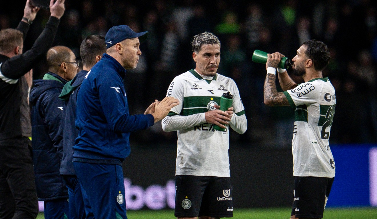 Coritiba Blindado: Mozart Prega Foco Total e Afasta Euforia na Busca pelo Acesso na Série B