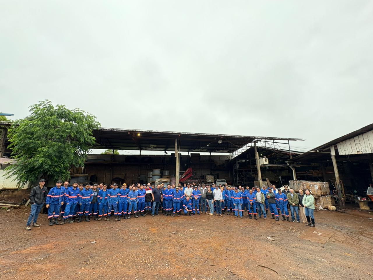 Getel, Voltaica e J. Mendes celebram o Dia do Eletricista com café da manhã especial para seus colaboradores em Laranjeiras do Sul