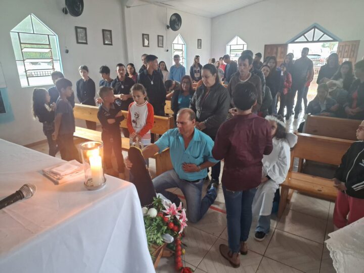 Comunidade do Assentamento Passo Liso celebra a fé e a devoção a Nossa Senhora Aparecida em Laranjeiras do Sul