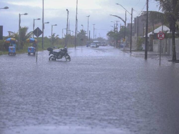 Chuva Intensa Ameaça o Paraná: Mais de 250 Cidades em Alerta Laranja