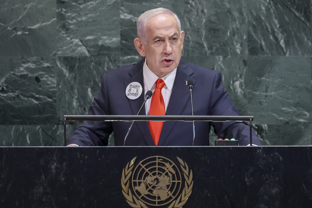 Israel Mantém Ofensiva em Gaza Apesar de Apelos de Trump e Famílias de Reféns por Cessar-Fogo