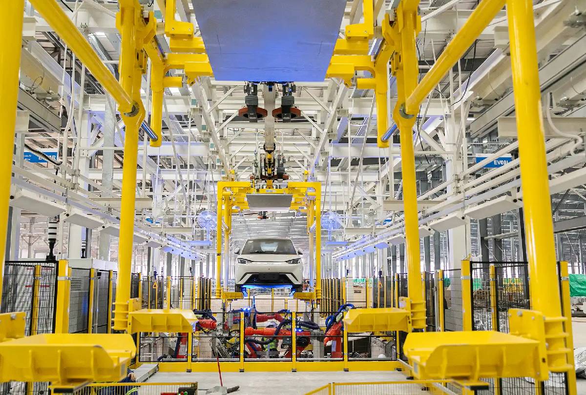 Alerta BYD: Mais de 115 mil veículos chamados para recall na China por falhas de segurança