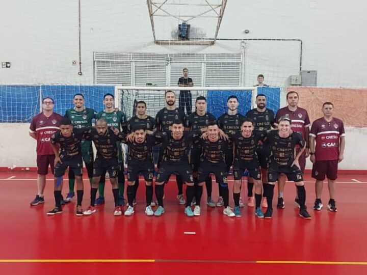 Prude Futsal Aplica Manita no Maringá Seleto e Visita as Quartas de Final