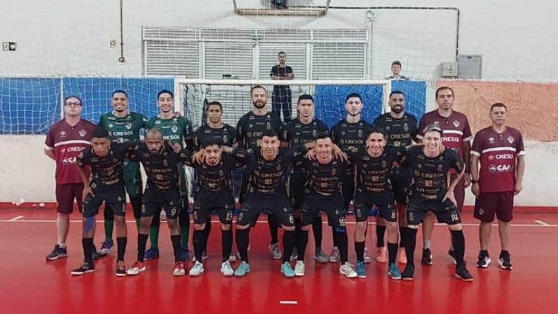 Prude Futsal Aplica Manita no Maringá Seleto e Visita as Quartas de Final