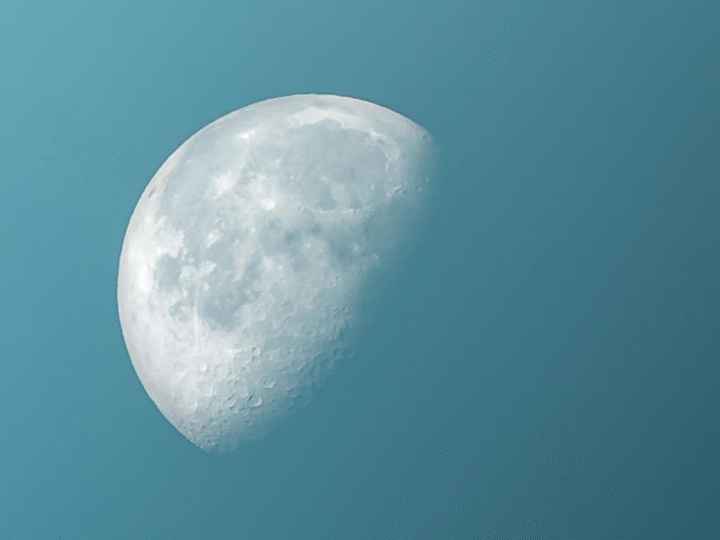 Lua Crescente Ilumina Outubro: Descubra a Fase Lunar e Seu Significado