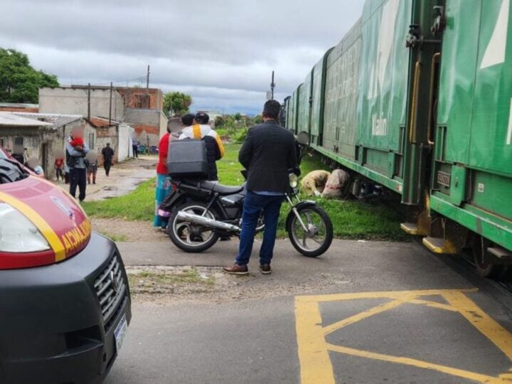 Idoso em Estado Grave Após Ser Atingido por Trem no Cajuru, em Curitiba