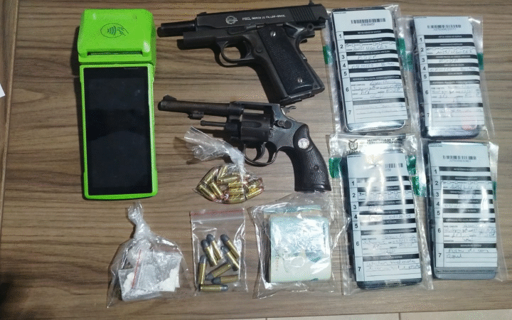 PCPR e PMPR prendem cinco pessoas e apreendem armas, drogas e dinheiro em Paranavaí