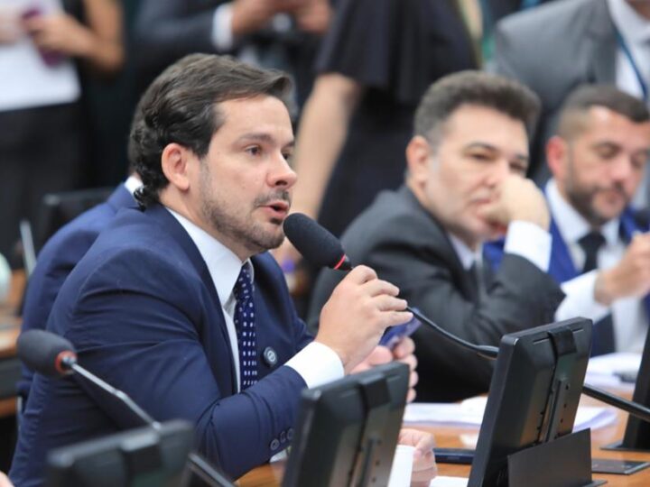 Câmara endurece lei contra o ‘domínio de cidades’ e o classifica como crime hediondo