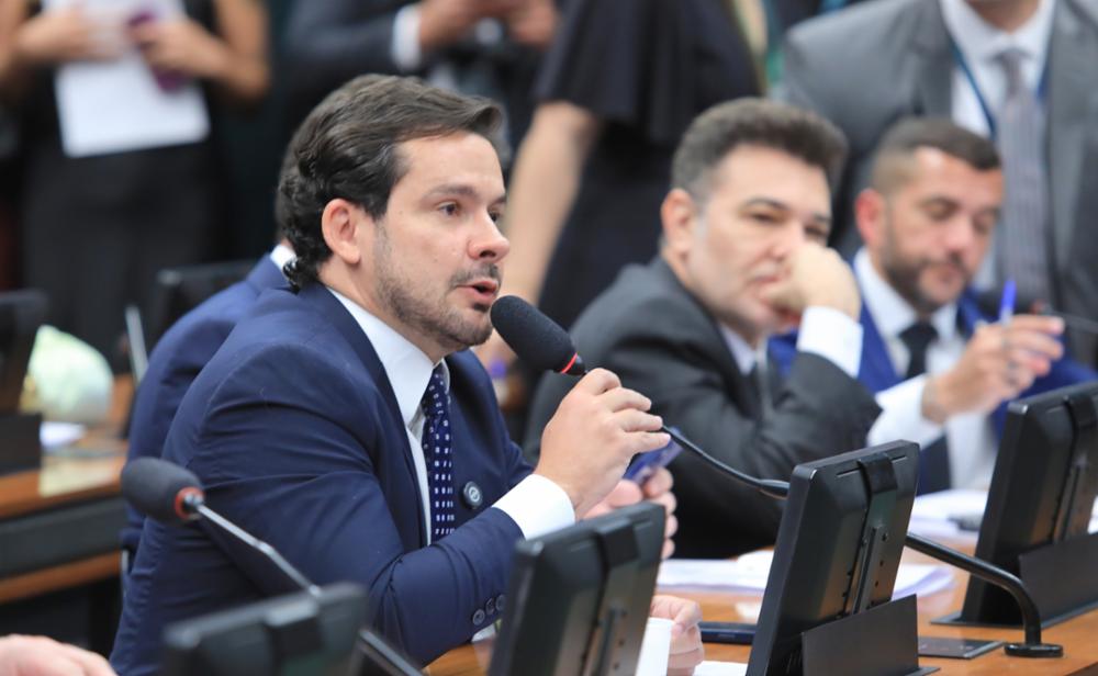 Câmara endurece lei contra o ‘domínio de cidades’ e o classifica como crime hediondo