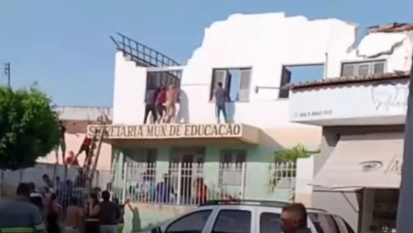 Tragédia em Chaval: Desabamento na Secretaria de Educação Fere Professores em Reunião