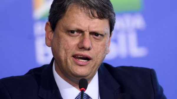 STF Enterra Investigação Contra Tarcísio de Freitas por Allegada Obstrução de Justiça