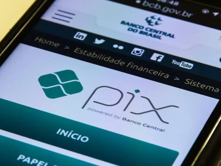 Pix não discrimina empresas estrangeiras, responde Brasil aos EUA
