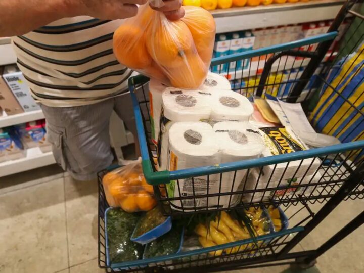 Inflação fecha julho em 0,26%; alimentos caem pelo segundo mês seguido