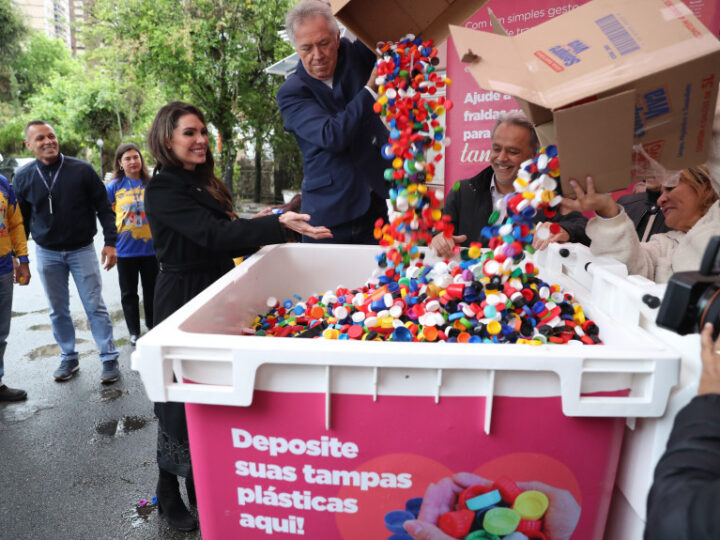 Tampinhas Solidárias: Sanepar e Assembleia Legislativa doam 450 kg para Asilo no Paraná