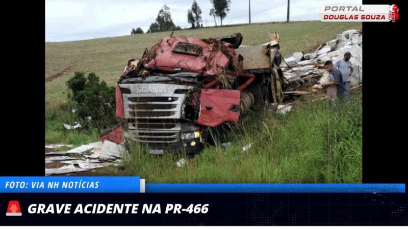 Caminhão Despenca em Barranco na PR-466 em Manoel Ribas: Motorista Preso nas Ferragens