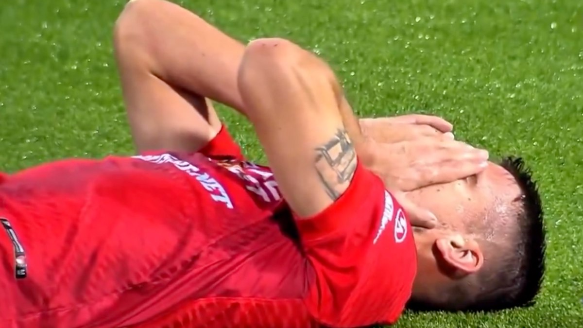 Futebol Sérvio em Luto: Técnico Mladen Zizovic Morre em Campo Durante Partida