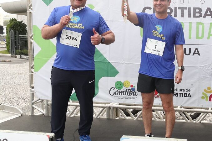 Alexandre Amaro e Alexandre Curi são vencedores