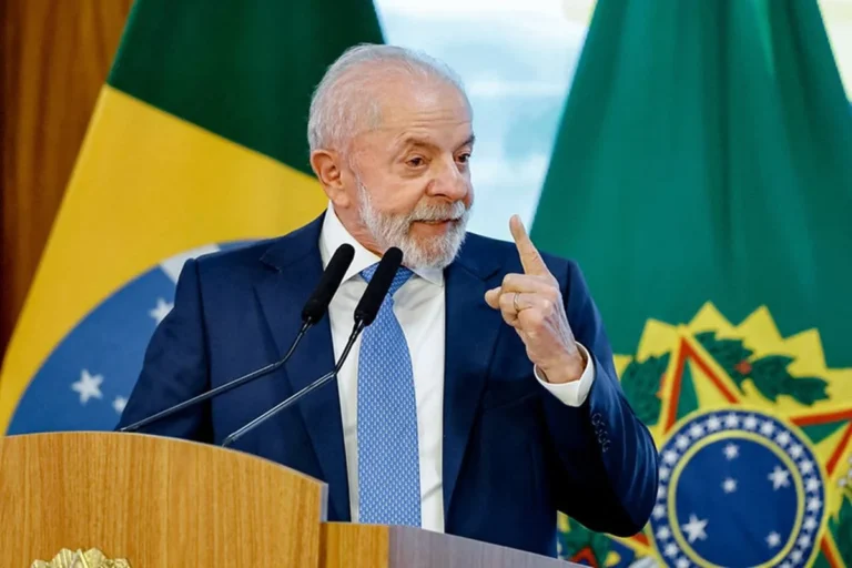 Pendências nas promessas de campanha de Lula após aprovação do IR