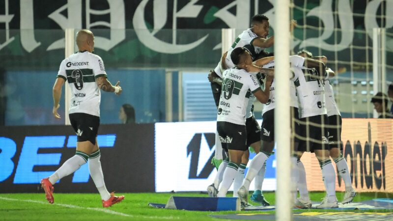 Coritiba Bate Paysandu e Fica a Um Passo do Acesso e do Título da Série B