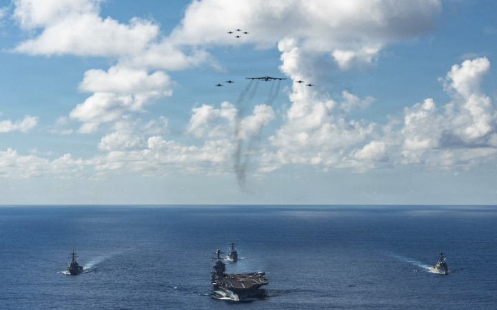 USS Gerald R. Ford chega ao Caribe em meio a tensões com a Venezuela