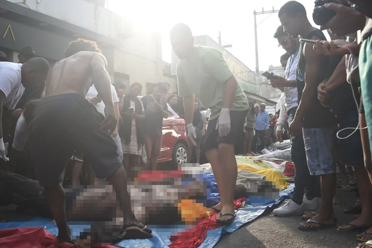 Apoio a operações em comunidades do Rio de Janeiro