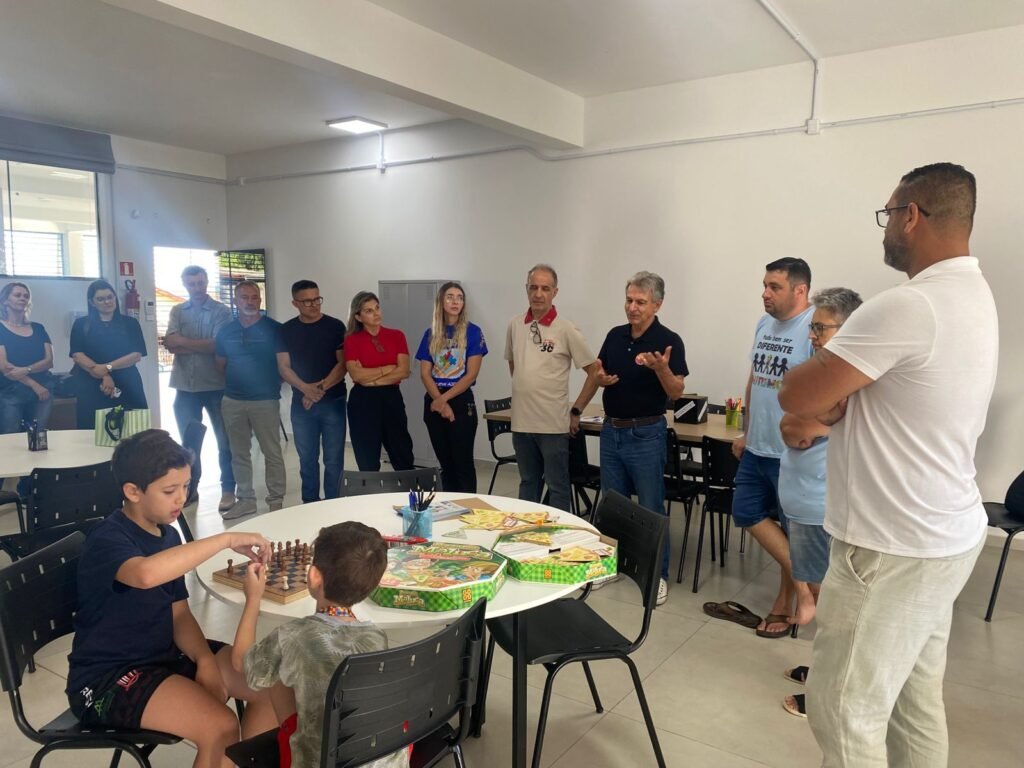 Encontro com familiares e pais de autistas de Laranjeiras do Sul (Foto: Ascom/PT-LDS)