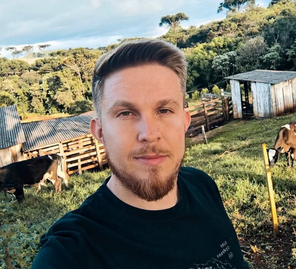 Pedro Henrique Frandolozo, vítim de afogamento após barco virar no Alagado de Rio Bonito do Iguaçu (Foto: Divulgação)