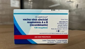 Paraná entrega novas doses da vacina contra o Vírus Sincicial Respiratório às gestantes