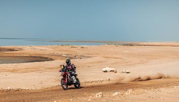Rali Dakar entrega emoções até a linha de chegada nas motos