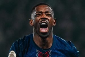 Foto: Reprodução X/PSG_EnglishO atacante Dembélé irá encarar o clube que o revel