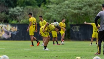 FC Cascavel enfrenta donos da casa em busca da primeira vitória na Copinha 2026