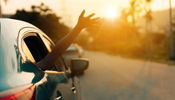 Motoristas recebem dicas para viajar nas férias com segurança