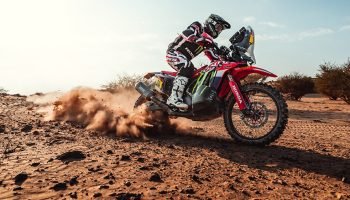 Skyler Howes vence primeira etapa do Rali Dakar