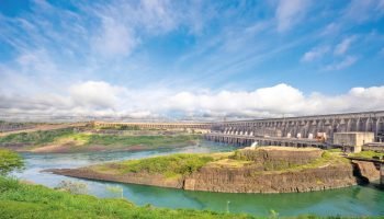 Itaipu investe R$ 1,5 bilhão para manter tarifa de repasse