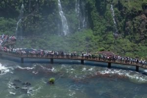 Programação especial de carnaval em Foz do Iguaçu — Foto: H2FOZ