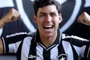 1487497755-2026-sao-paulo-botafogo-venezuela-zagueiro-nahuel-ferraresi-contrato