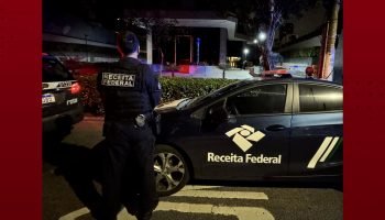 Foto: Logo Tarobá - Branco