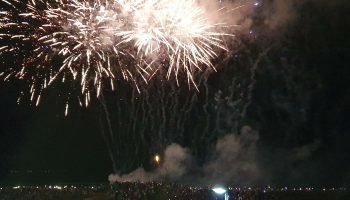 Saúde alerta sobre riscos de queimaduras por fogos e orienta ações em acidentes