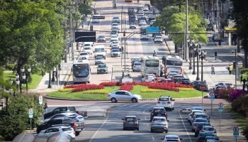 Paraná reduz IPVA em 45,7%, beneficiando mais de 4,1 milhões de veículos