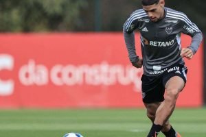 24080465-2026-santos-atletico-mg-dinamo-moscou-lateral-esquerdo-rubens