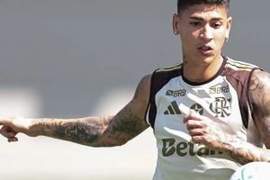 298009386-2026-flamengo-atacante-jorge-carrascal