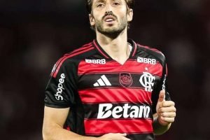 377044007-2026-river-plate-flamengo-lateral-esquerdo-matias-vina-contrato-salario-1