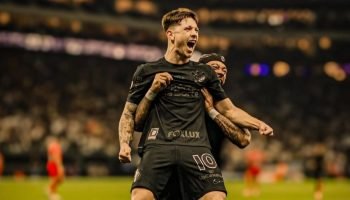 Jogo do Corinthians — Foto: Reprodução / Instagram - Rodrigo GarroRodrigo Garro