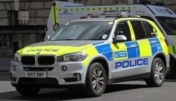 500px-police_bmw_x5_34276435566-300x205-1