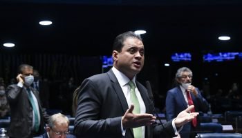 Relator busca 'pino' para evitar crise na indicação de Messias ao STF