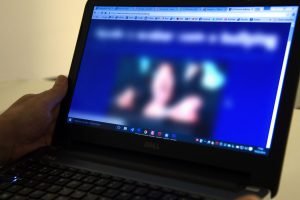 Demonstração de recursos da SaferNet para recebimento e análise de denúncias sob