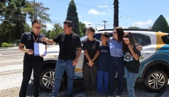 Carro destinado ao Instituto Dom Bosco é entregue após anos de espera em Guarapuava