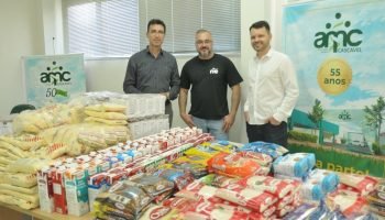 AMC RUN arrecada quase 400 quilos de alimentos para RIC TV