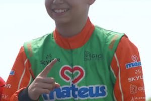 Dominguez recupera título